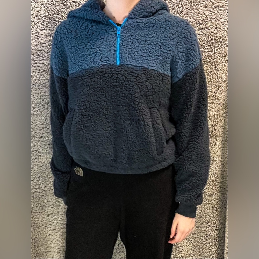 American Eagle Quarter Zip Sherpa Sweatshirt
